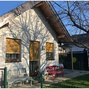 Knusperhaus Mit Garten Österreich